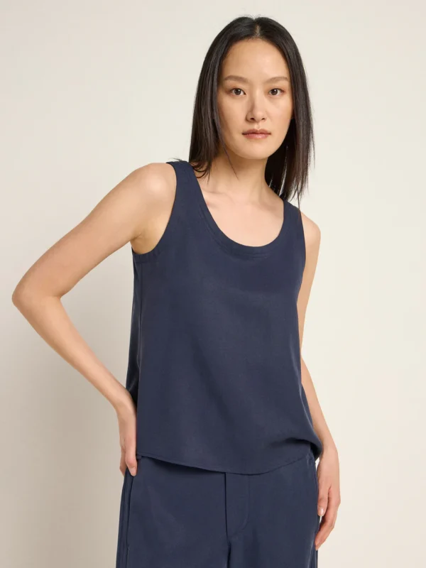 Lanius - Top van TENCEL - Midnight