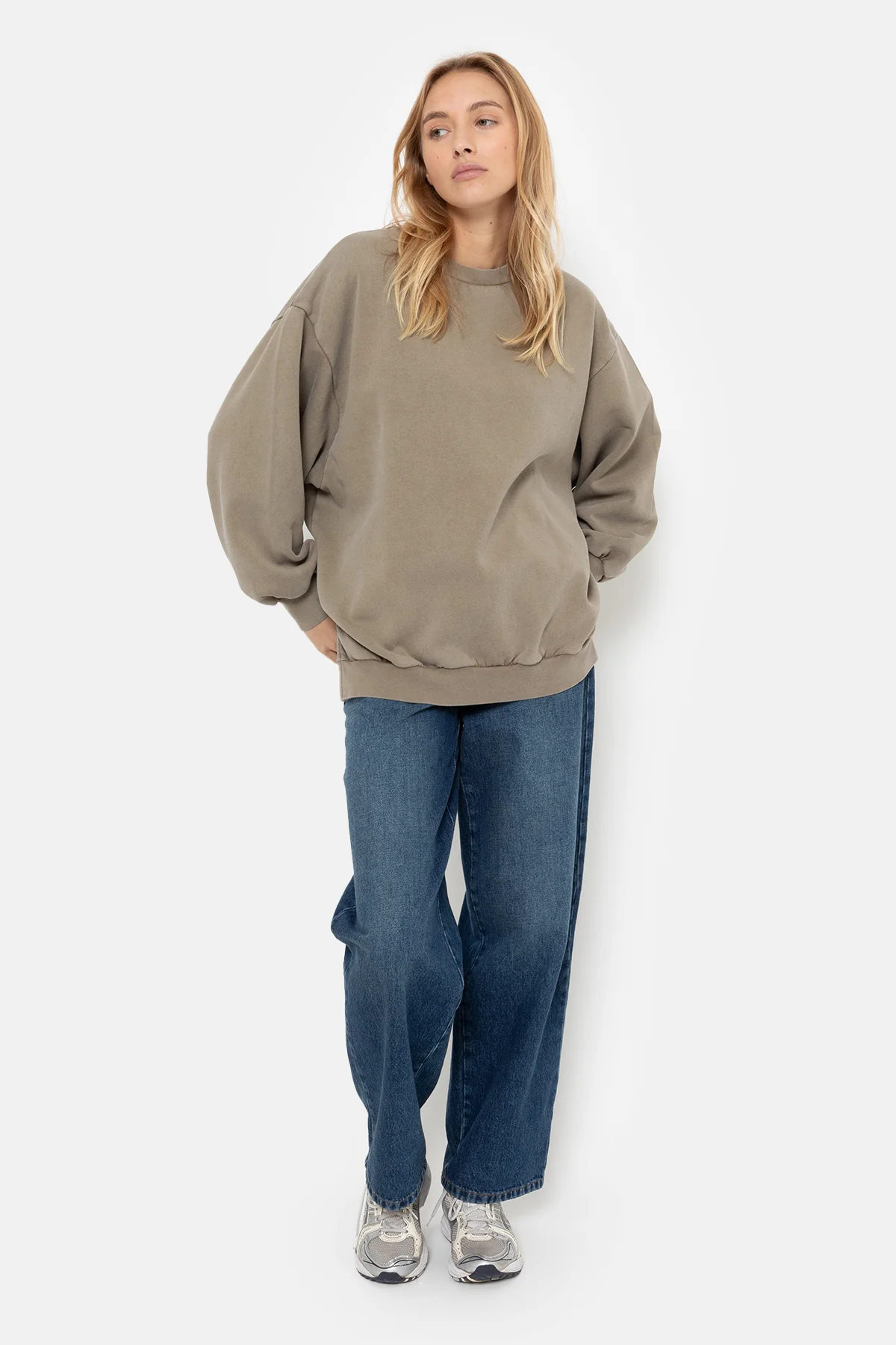 Âme Antwerp - Ulla Oversized Sweatshirt - Vintage Taupe