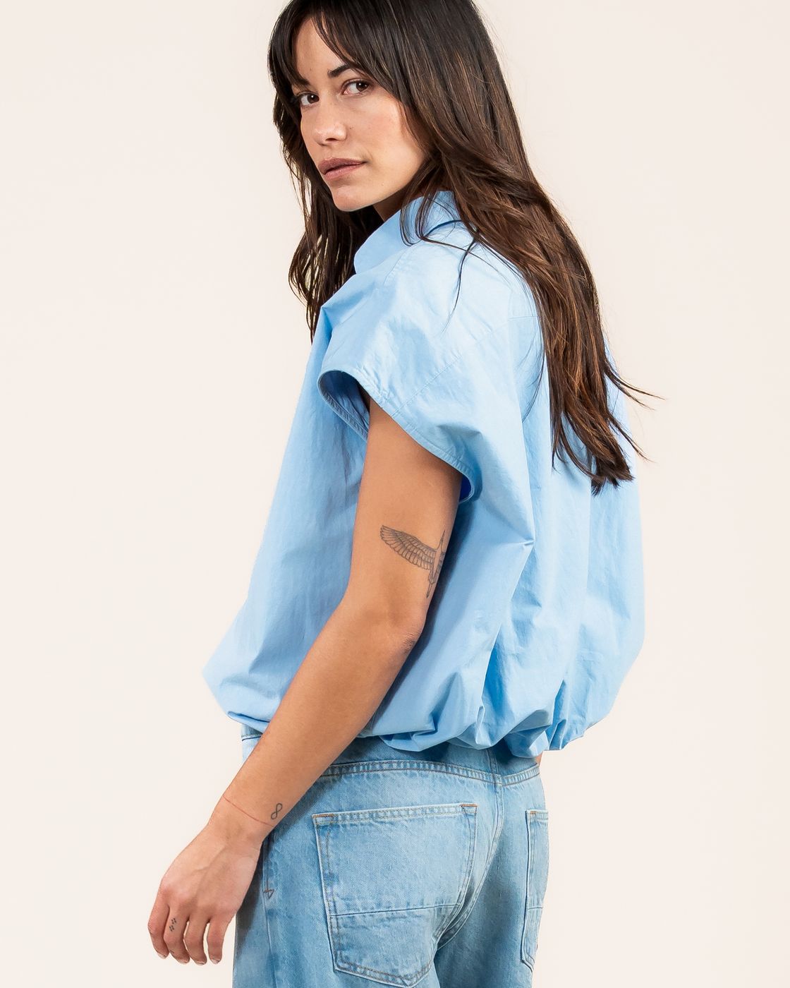 Kuyichi - Dilek Mouwloze Blouse - Sky Blue
